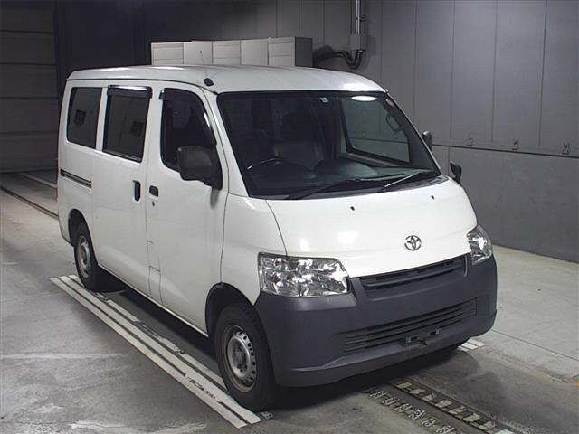 2301 Toyota Town ace van S402M 2018 г. (JU Gifu)